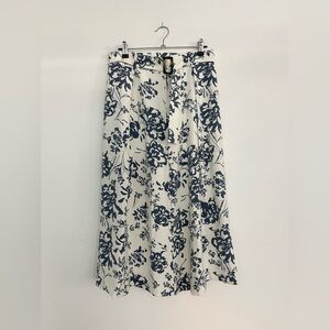 Ann Taylor Factory Floral A-Line Midi Skirt – Size 6 – Cottagecore Blue & White